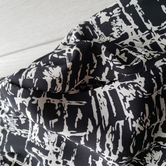 2 for $ 20 - Mid length dress - Picture 9 of 10